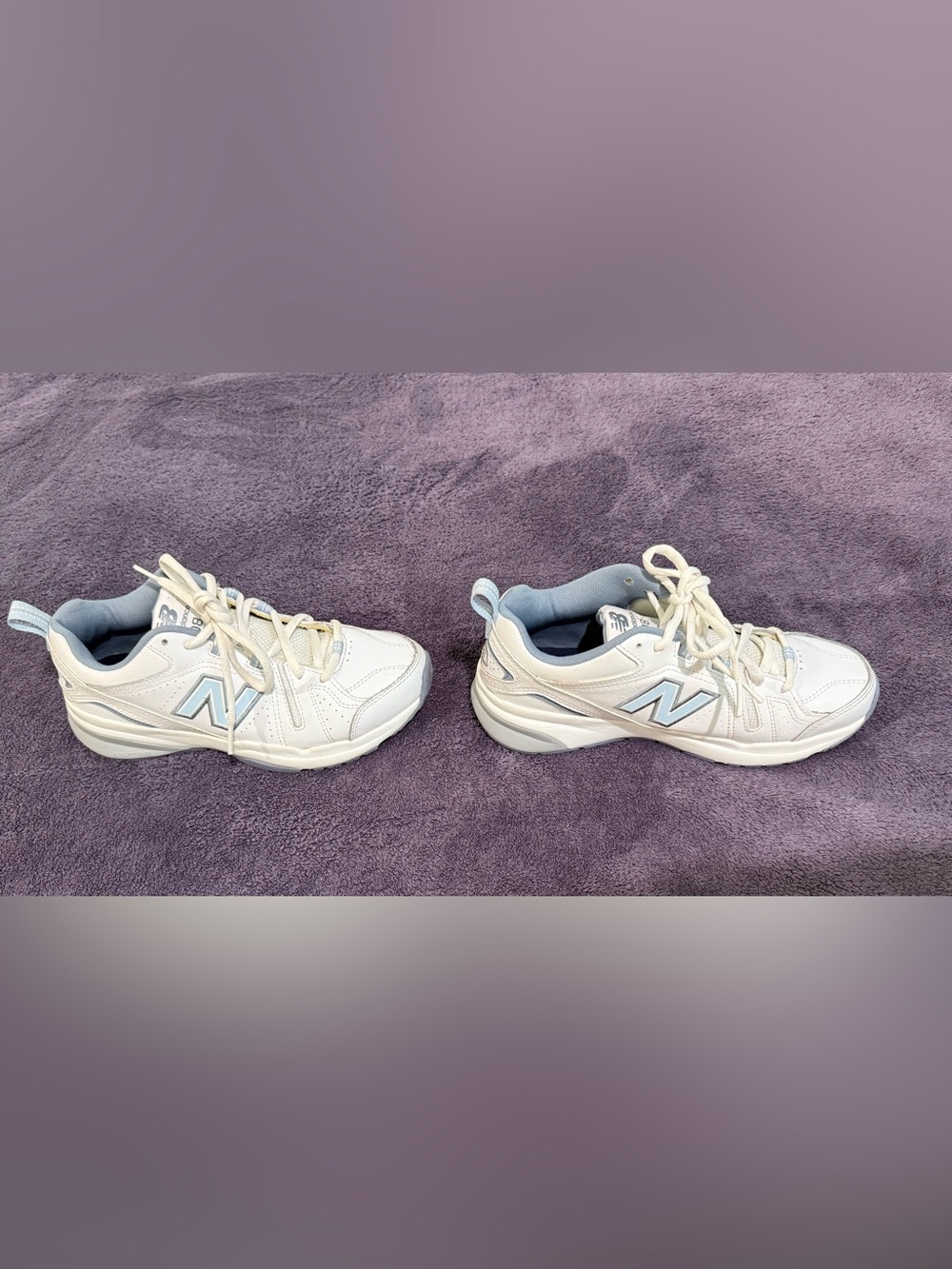 New Balance Kids White & Light Blue Sneakers - Picture 4 of 6